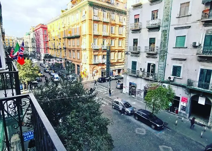 Valentine'S House Bed & Breakfast Napoli