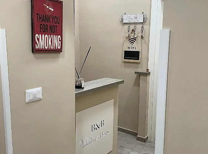 Valentine'S House Bed & Breakfast Napoli