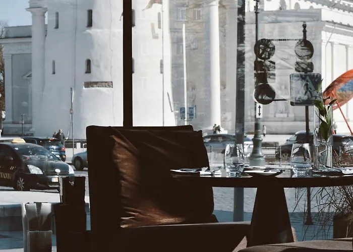 Amberton Cathedral Square Hotel Vilna