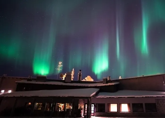 Hotelli TarjouksetSanta'S Aurora & Igloos