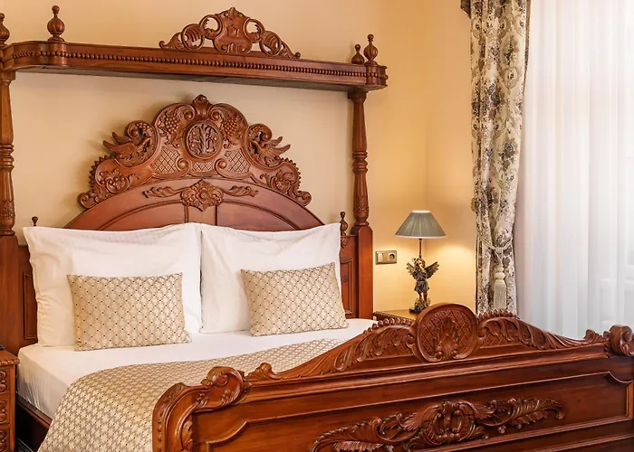 Hotelli TarjouksetIron Gate & Suites Prague By Bhg