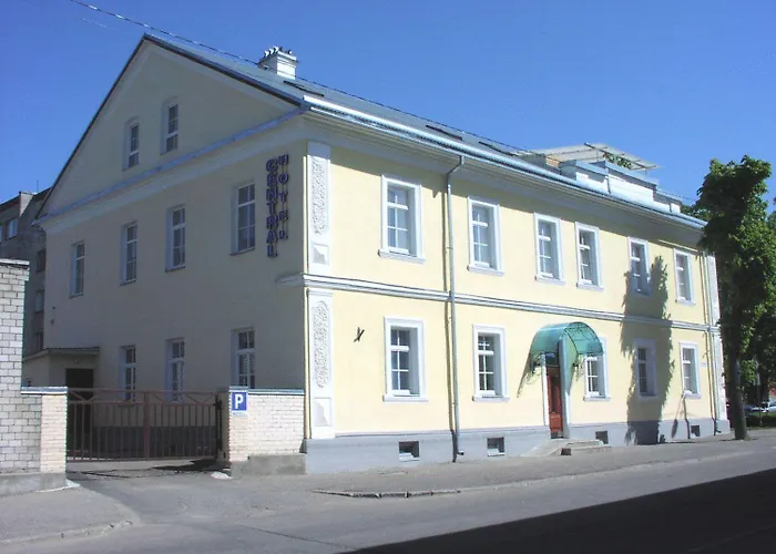 Central Hotel Narva