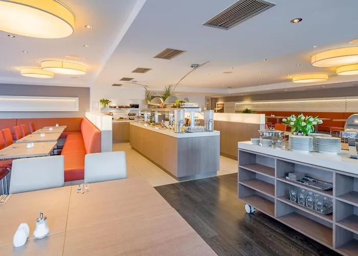 Hotelli TarjouksetKommerzhotel Koeln