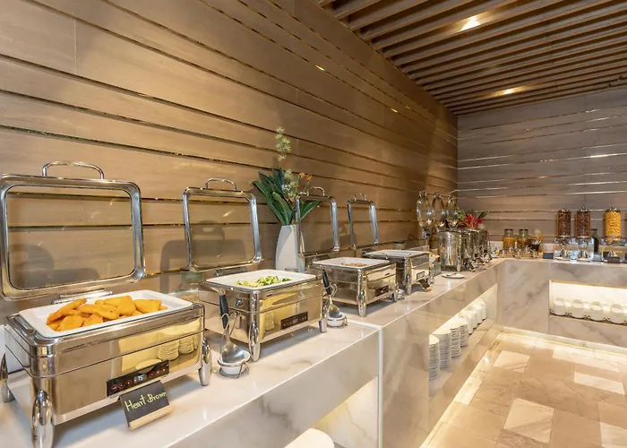 Hotelli TarjouksetAmber Pattaya