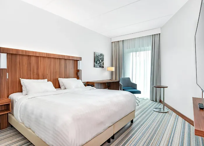 Hotelli TarjouksetCourtyard Tampere City