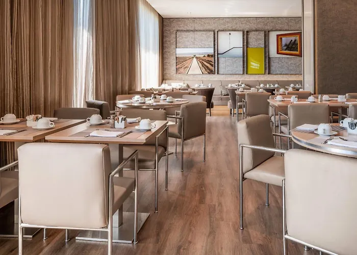 Ac Hotel Malaga Palacio By Marriott