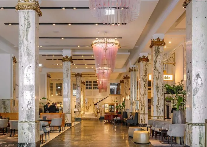 Reichshof Hotel Hampuri