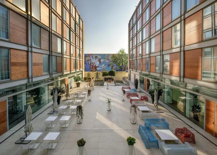 Doubletree By Hilton Milan Hotel