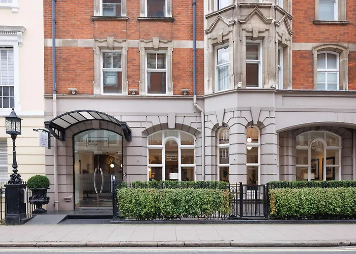 Hotelli TarjouksetRadisson Blu , London Tottenham Court Road