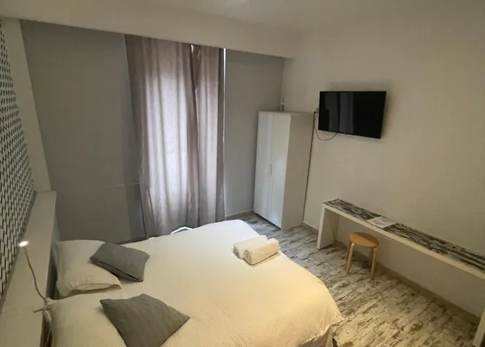 Hotelli TarjouksetMoshi Moshi