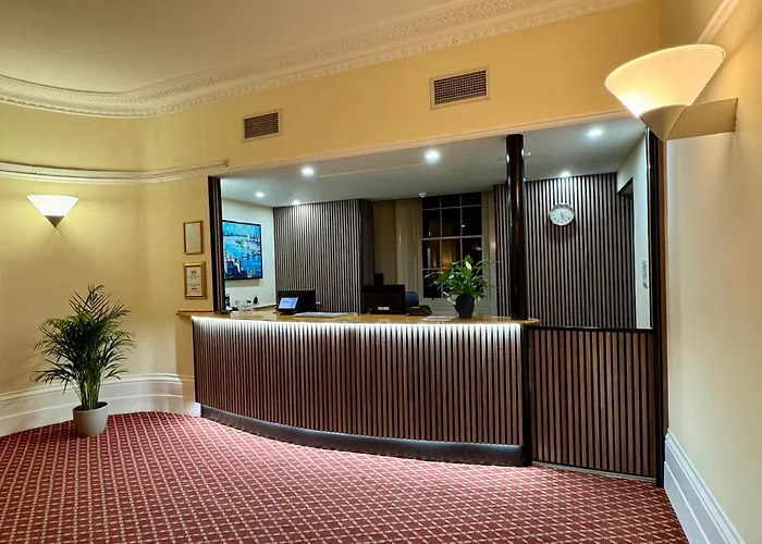 The Darlington Hyde Park Hotel Lontoo