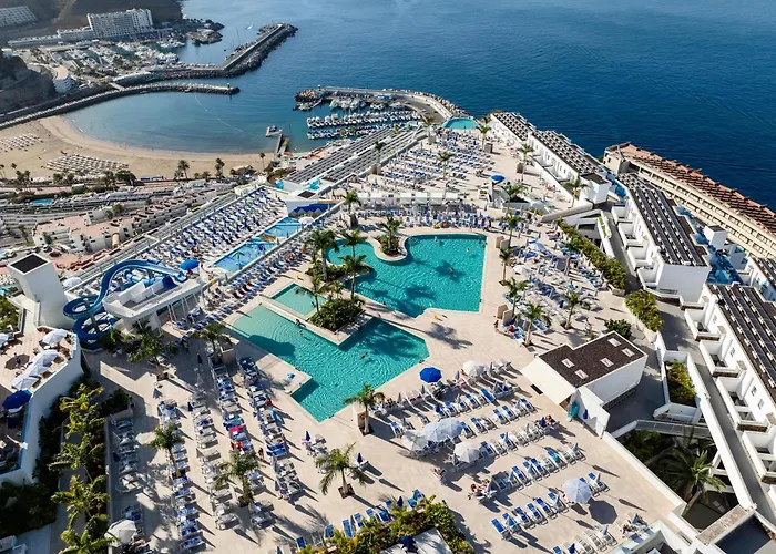 Hotelli TarjouksetServatur Puerto Azul