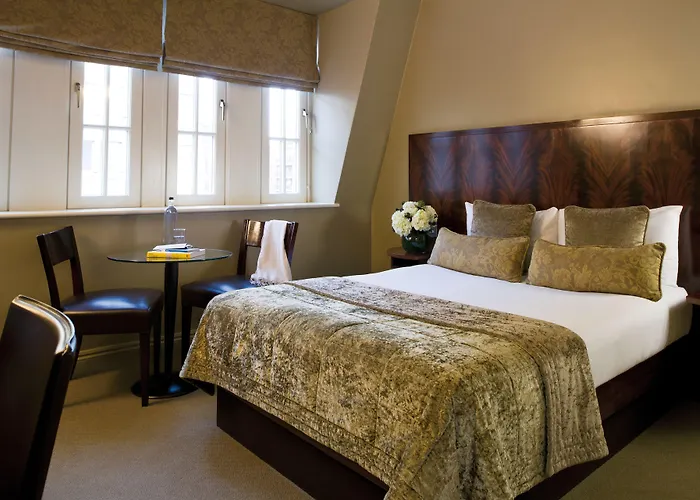 Hotelli TarjouksetRadisson Blu , London Euston Square