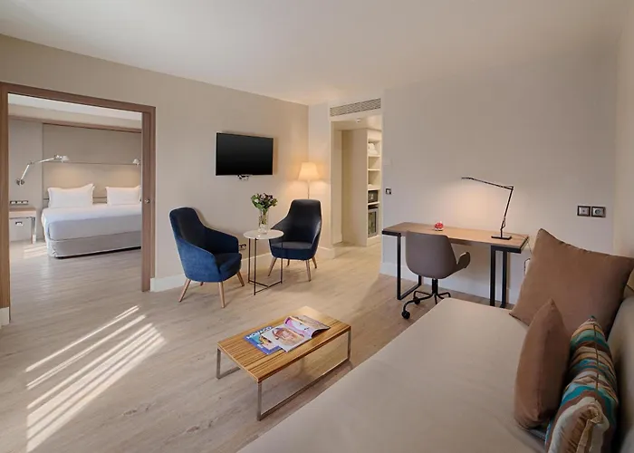 Hotelli TarjouksetNh Nice