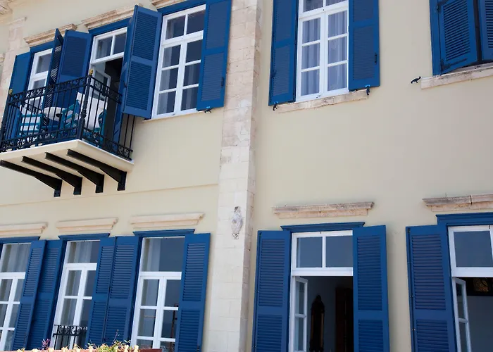 Suites Pandora Hania