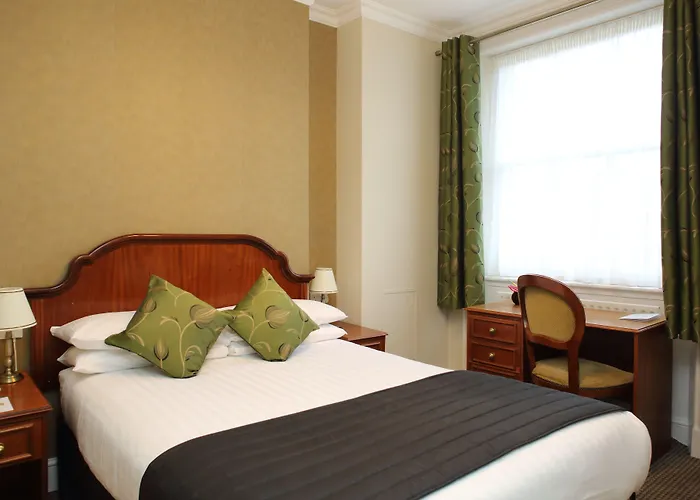 Kensington Gardens Hotel Lontoo