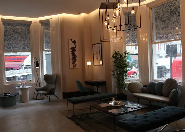 K Hotel Kensington Lontoo