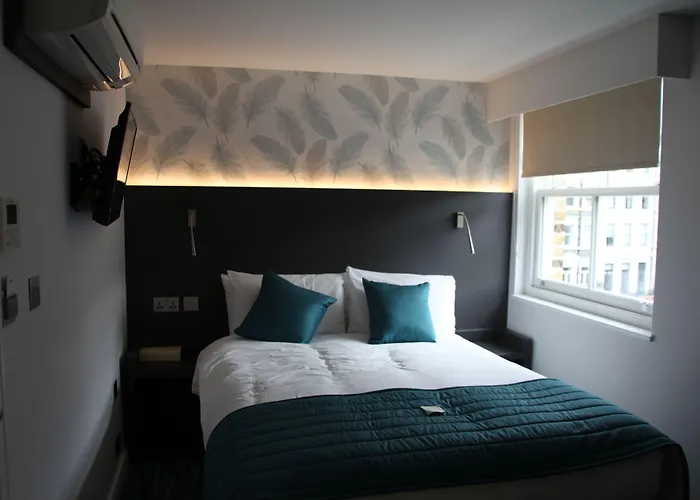 K Hotel Kensington Lontoo