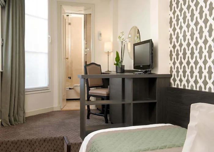 Hotel Henri IV Rive Gauche Pariisi