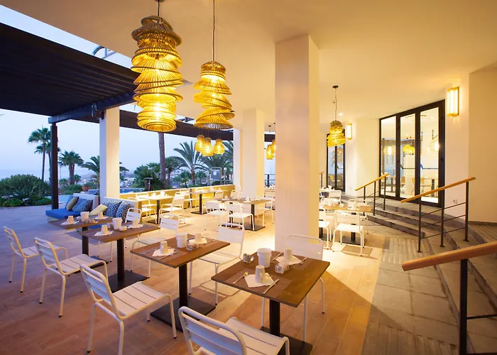 Hotelli TarjouksetCorallium Dunamar By Lopesan s - Adults Only