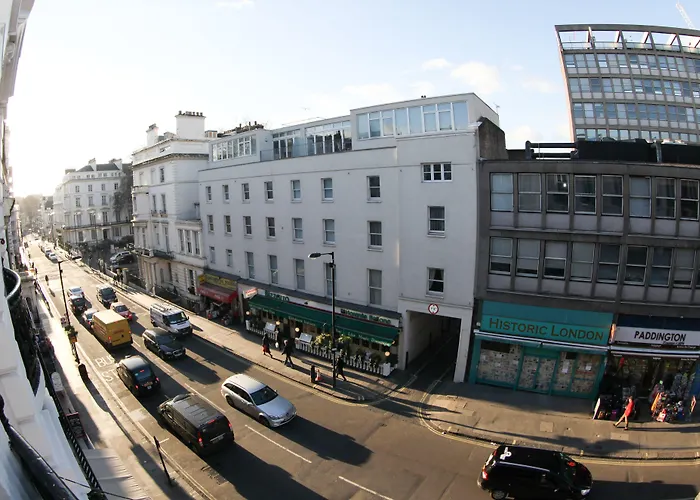 Hotelli TarjouksetAscot Hyde Park