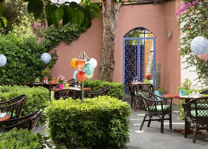 Dionysos Hotel Ixia 