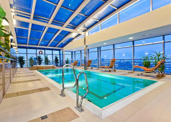 Hotelli TarjouksetQubus Krakow