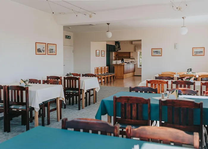 Staadioni Hotel Kuressaari