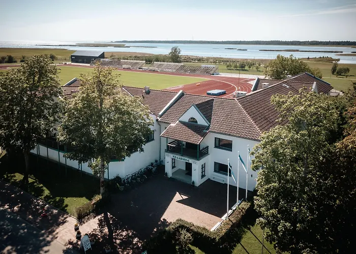 Staadioni Hotel Kuressaari