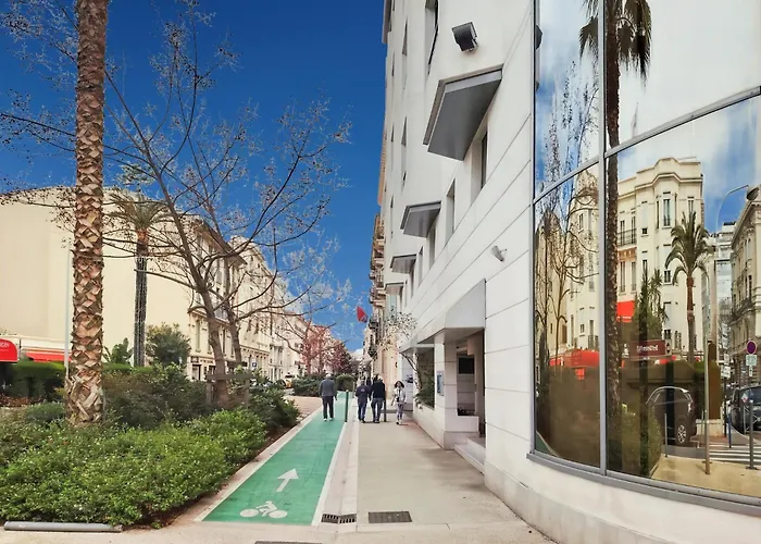 Goldstar Apartments & Suites Nizza