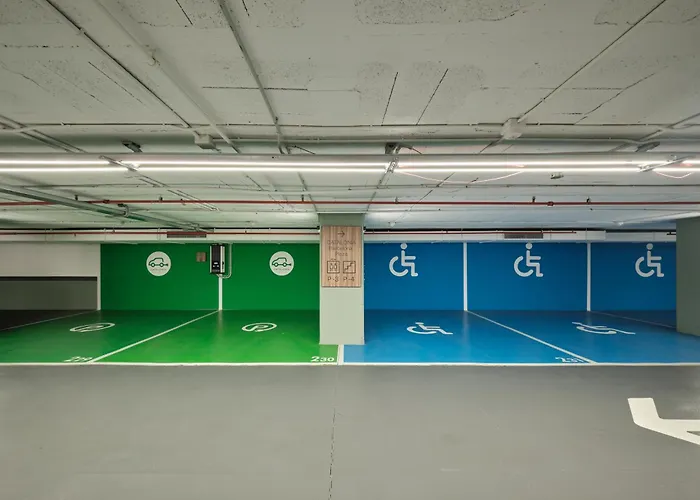 Hotelli TarjouksetCatalonia Barcelona Plaza