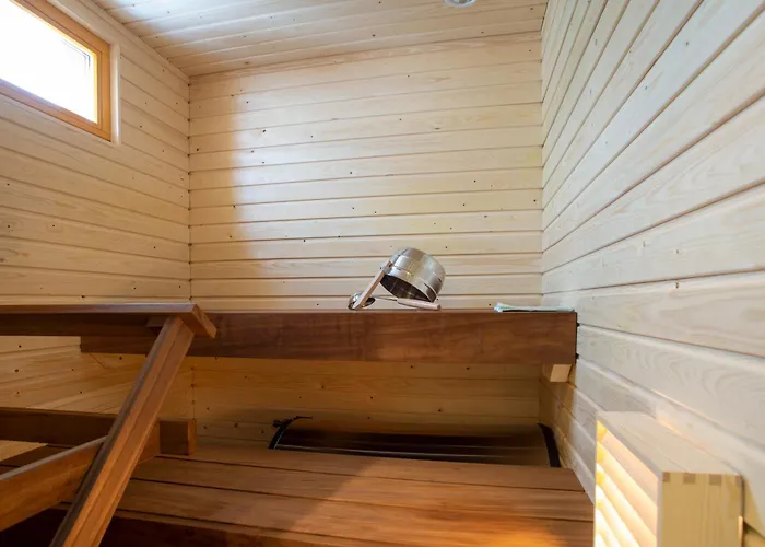 Hotelli TarjouksetKakslauttanen Arctic Resort - Igloos&Chalets