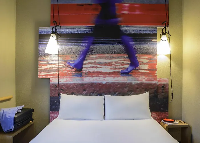 Hotelli TarjouksetIbis Milano Centro