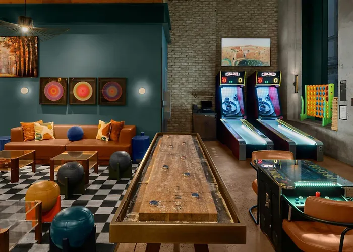 Moxy Nyc Downtown Hotel New York