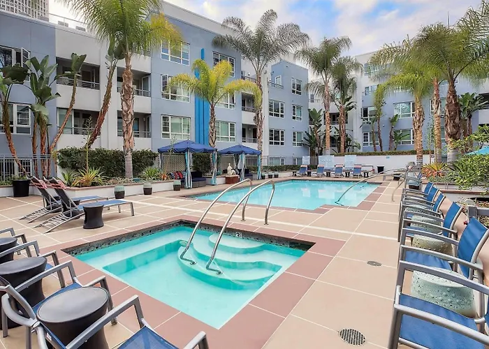 Miracle Mile Apartments Los Angeles