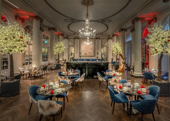 The Waldorf Hilton Hotel Lontoo