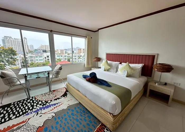 Thipurai Beach Hotel Hua Hin