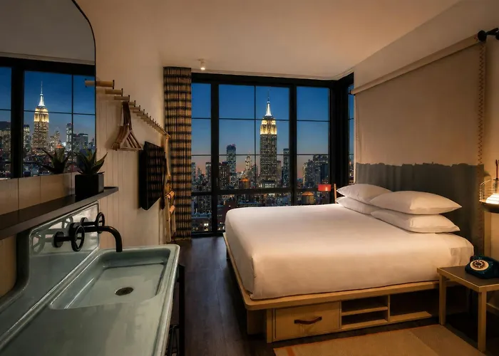 Moxy Nyc Chelsea Hotel New York
