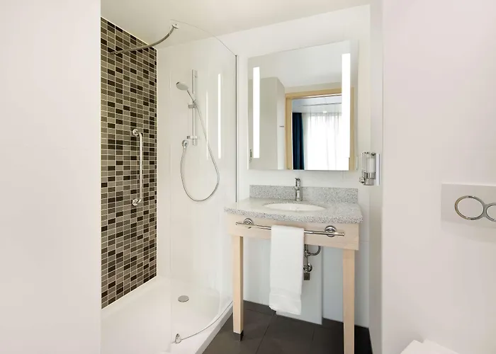 Hampton By Hilton London Excel Hotel