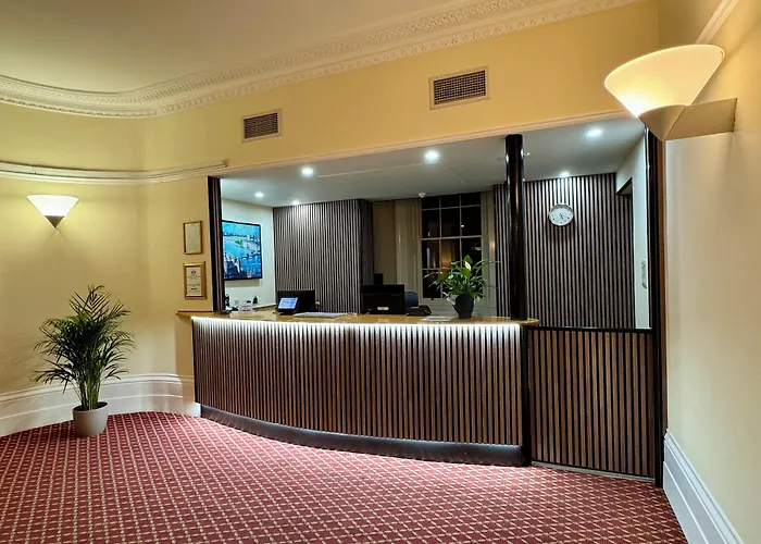 The Darlington Hyde Park Hotel Lontoo