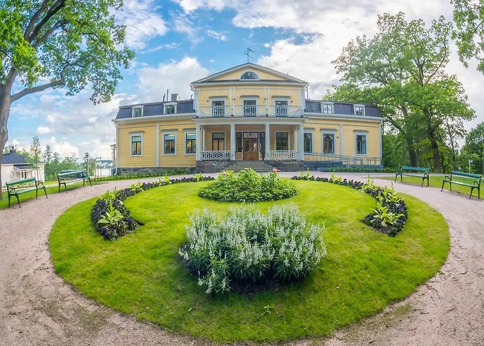 Hotelli TarjouksetMukkulan Kartano