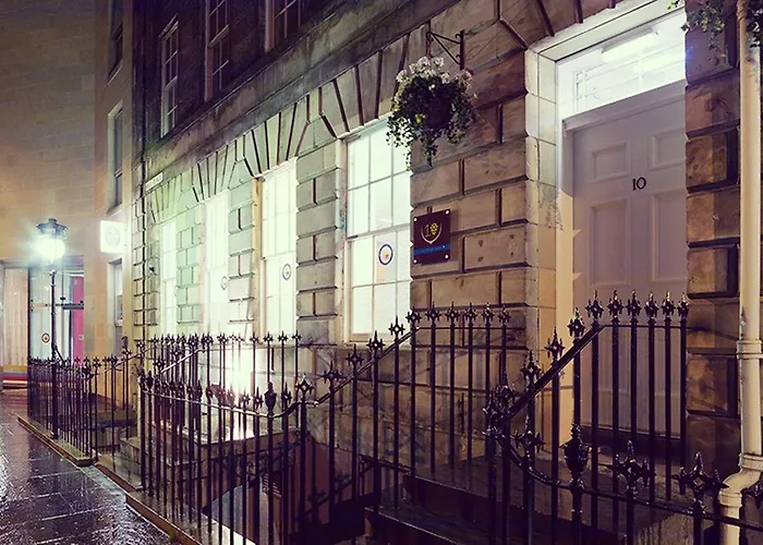 Ten Hill Place Hotel