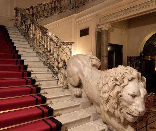 Grand Hotel Plaza Rooma