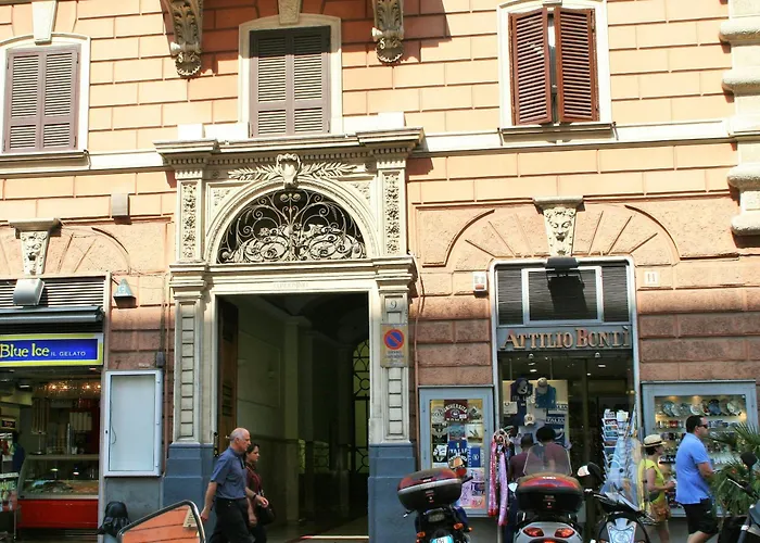 Hotelli TarjouksetHave A Nice Holiday - Luxury Rooms