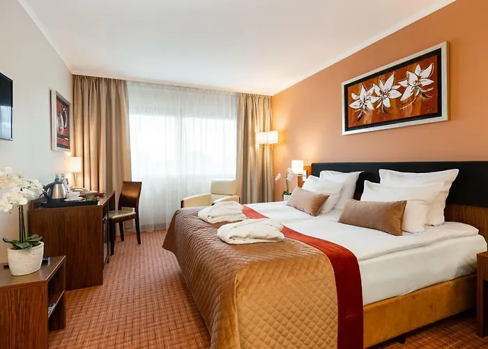 Avalon Hotel & Conferences